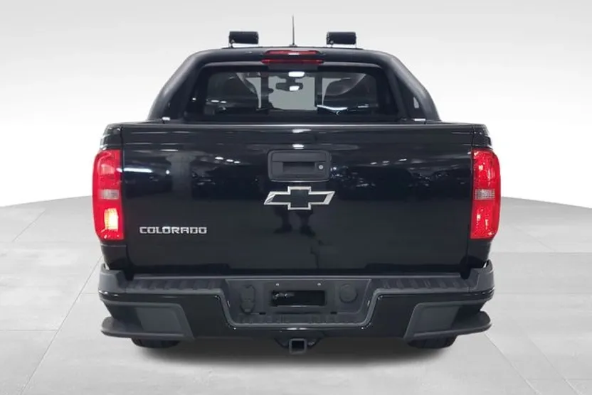2016 Chevrolet Colorado Z71 photo 1