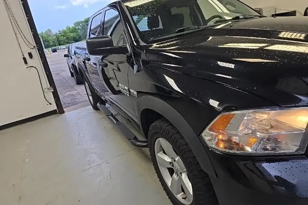 2013 Ram 1500 Express photo 1