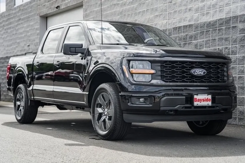 2025 Ford F-150 STX photo 1