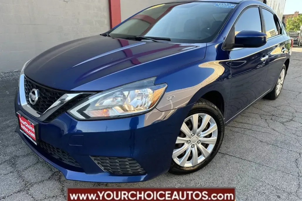 2017 Nissan Sentra S photo 1