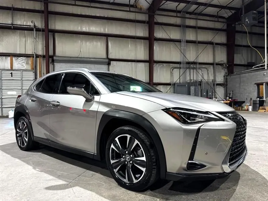 2019 Lexus UX 200 F SPORT photo 1