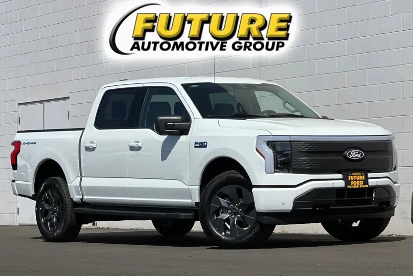 2025 Ford F-150 Lightning photo 1