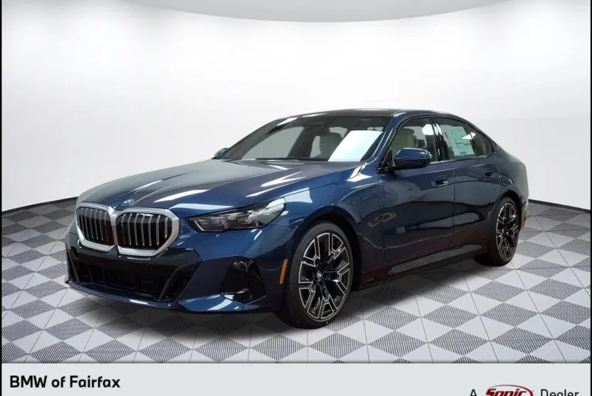 2026 Bmw 550e xDrive photo 1