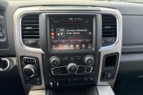 2016 Ram 1500 Big Horn photo 3