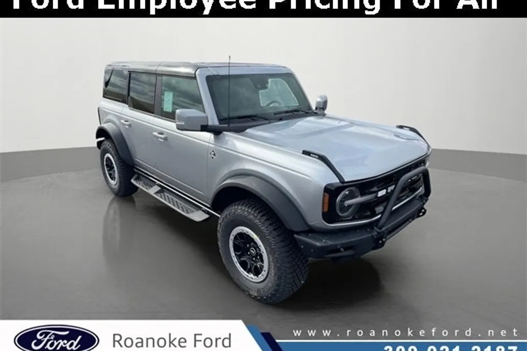 2024 Ford Bronco Outer Banks photo 1