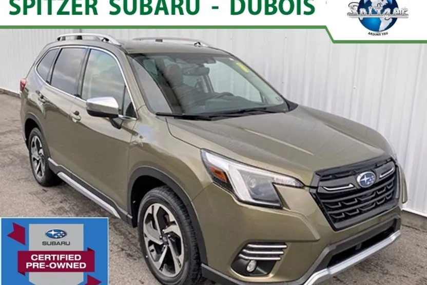 2023 Subaru Forester Touring photo 1