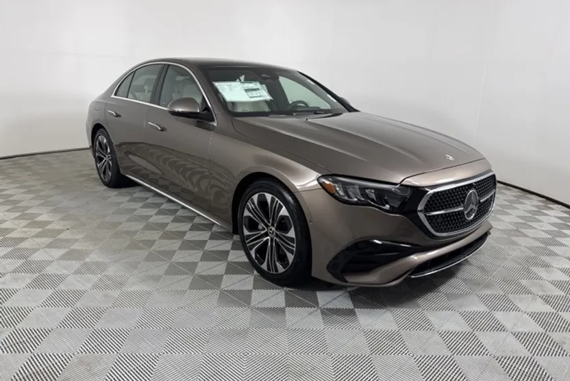 2026 Mercedes Benz E 4MATIC photo 1