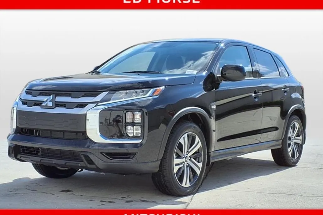 2025 Mitsubishi Outlander Sport ES photo 1