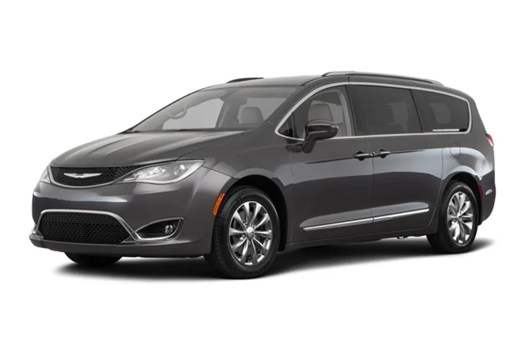 2018 Chrysler Pacifica Touring L photo 1