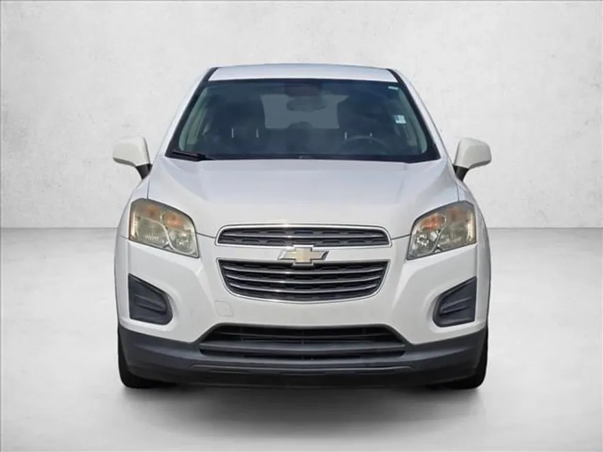 2015 Chevrolet Trax LS photo 1