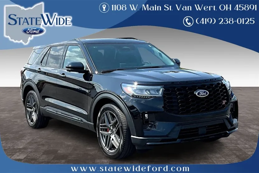 2025 Ford Explorer ST photo 1