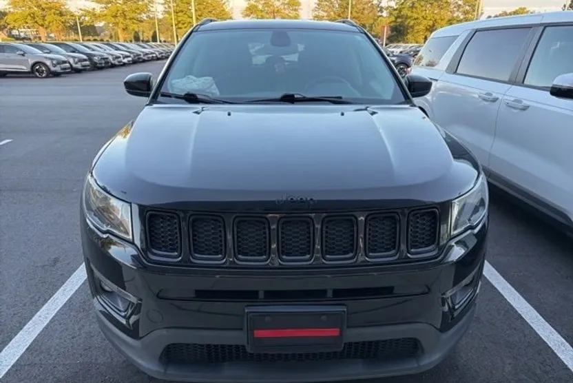2018 Jeep Compass Latitude photo 1