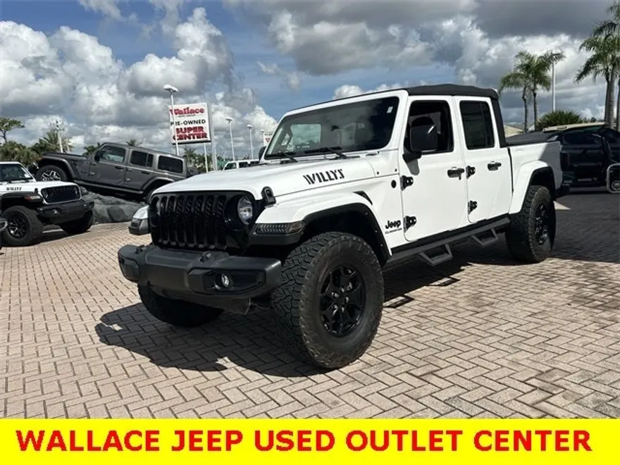 2022 Jeep Gladiator Willys photo 1