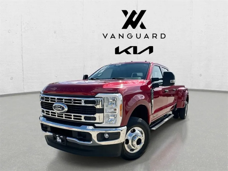 2023 Ford F-350 photo 1