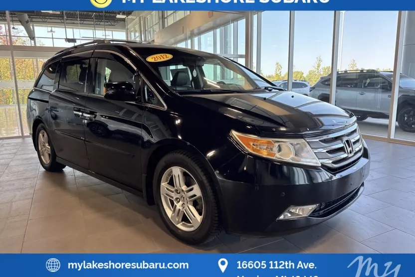 2012 Honda Odyssey Touring photo 1