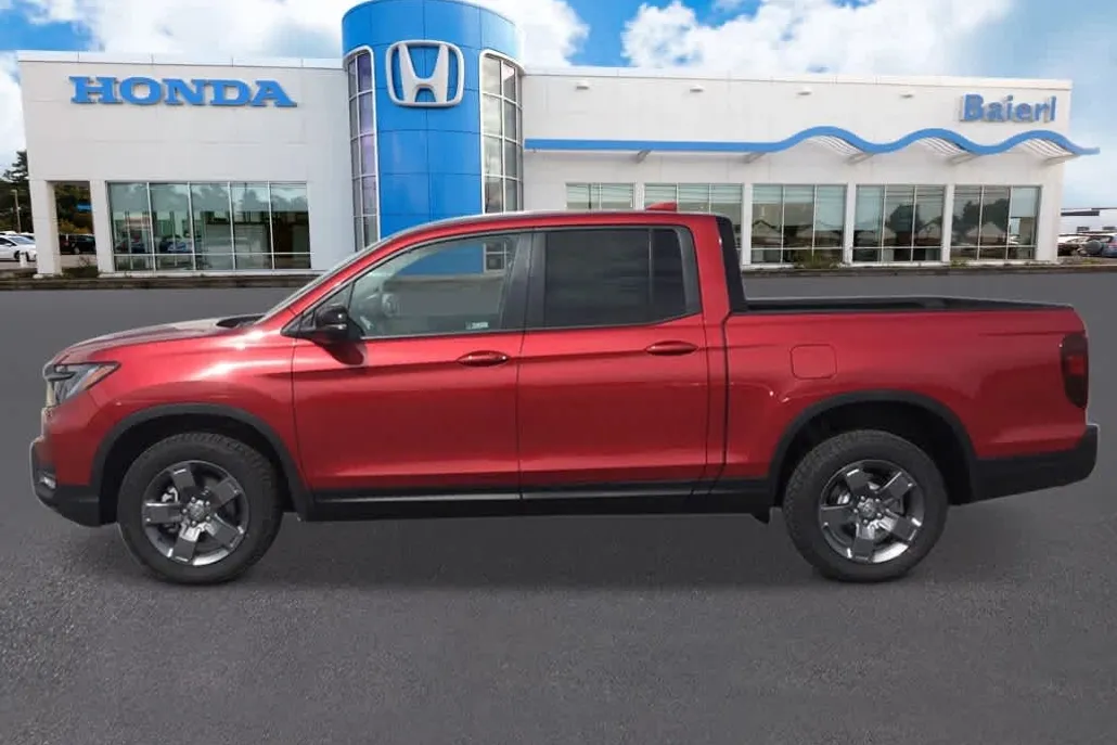 2026 Honda Ridgeline TrailSport photo 1