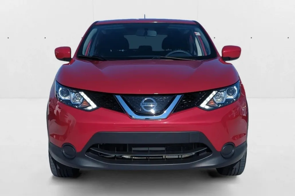 2018 Nissan Rogue Sport S photo 1