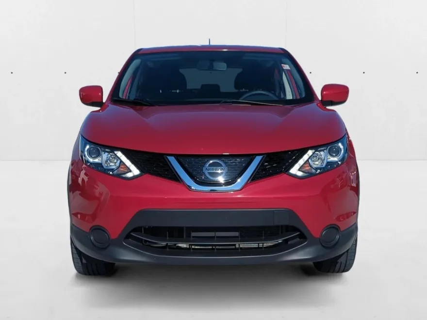 2018 Nissan Rogue Sport S photo 1