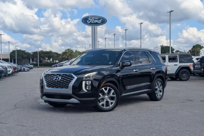 2020 Hyundai Palisade SEL photo 1