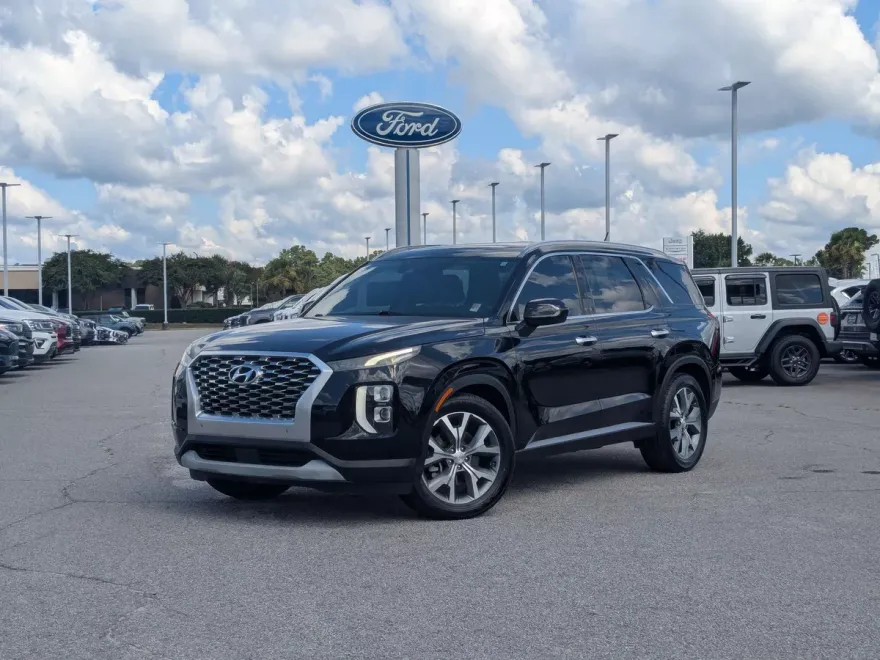 2020 Hyundai Palisade SEL photo 1