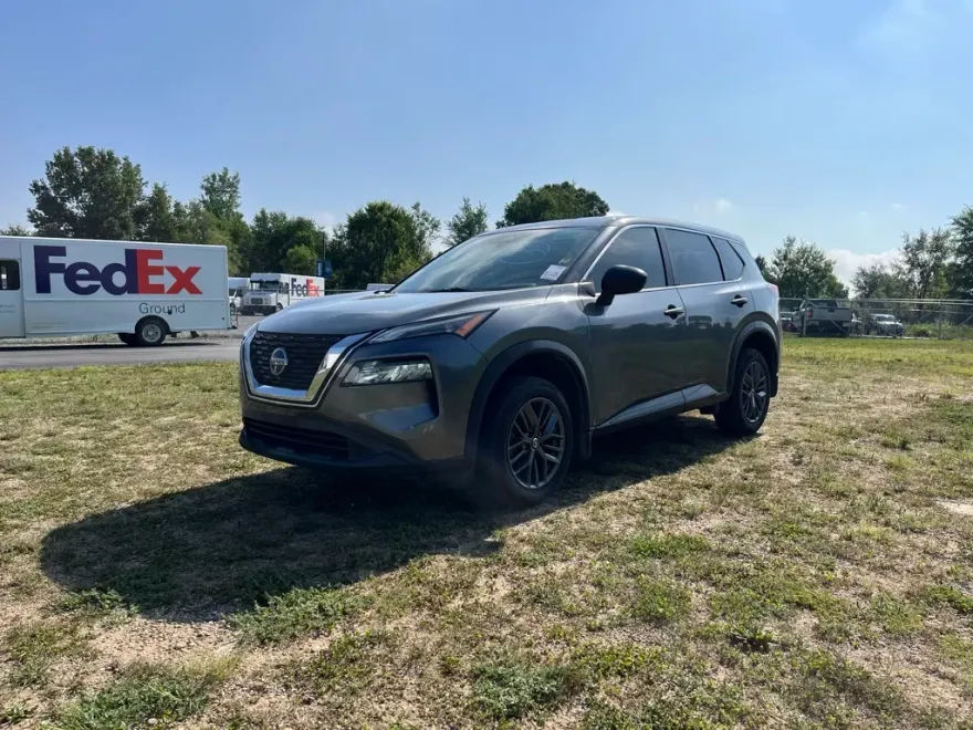 2021 Nissan Rogue S photo 1