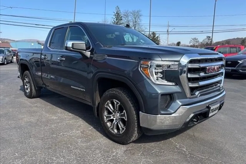 2020 Gmc Sierra 1500 SLE photo 1