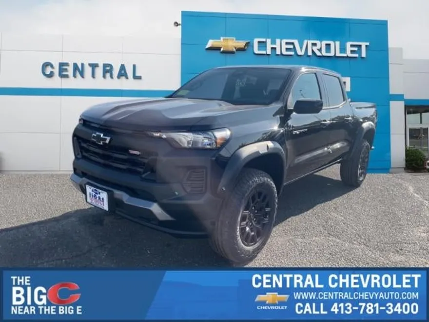 2026 Chevrolet Colorado Trail Boss photo 1