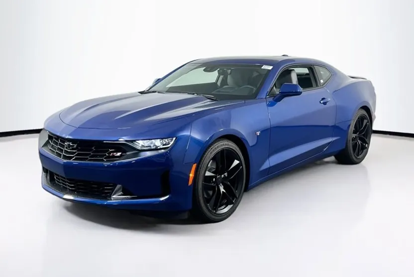 2023 Chevrolet Camaro 2LT 3LT photo 1