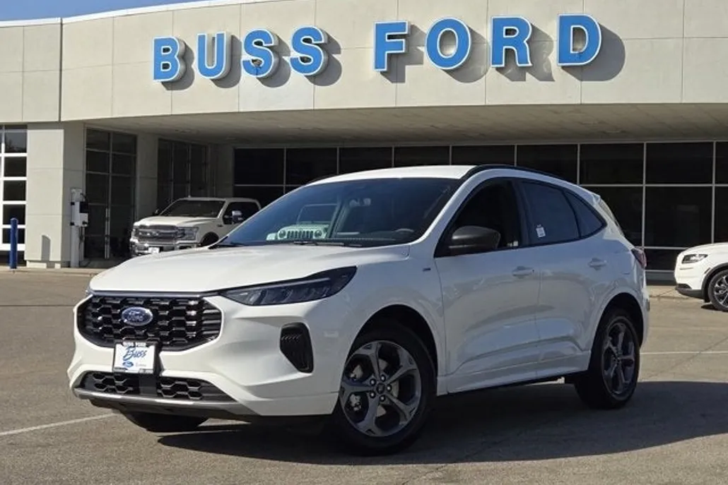 2024 Ford Escape ST-Line photo 1