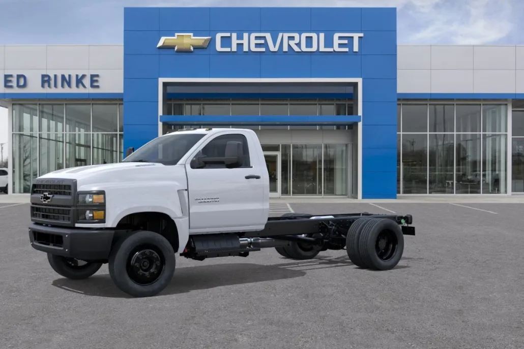 2025 Chevrolet Silverado 5500HD Work Truck photo 1