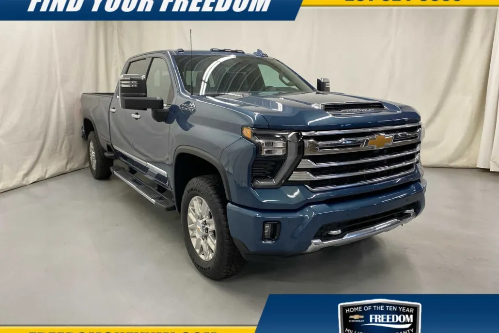 2025 Chevrolet Silverado 3500HD High Country photo 1