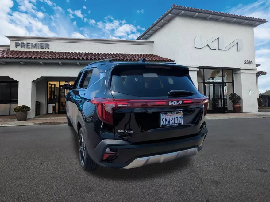 2024 Kia Seltos EX photo 1