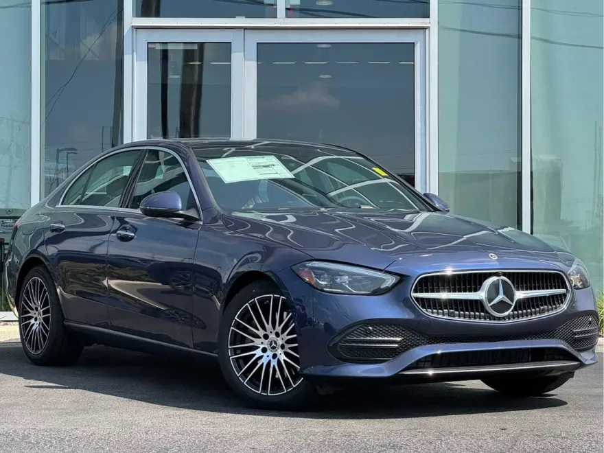 2025 Mercedes Benz C 300 4MATIC photo 1