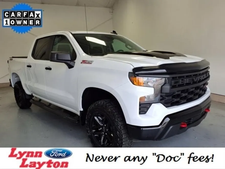 2024 Chevrolet Silverado 1500 Custom Trail Boss photo 1