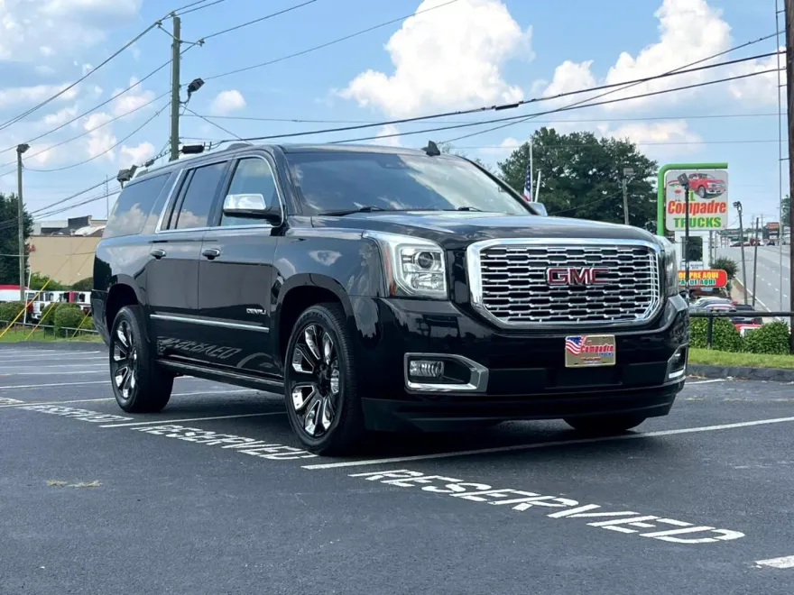 2019 Gmc Yukon XL Denali photo 1