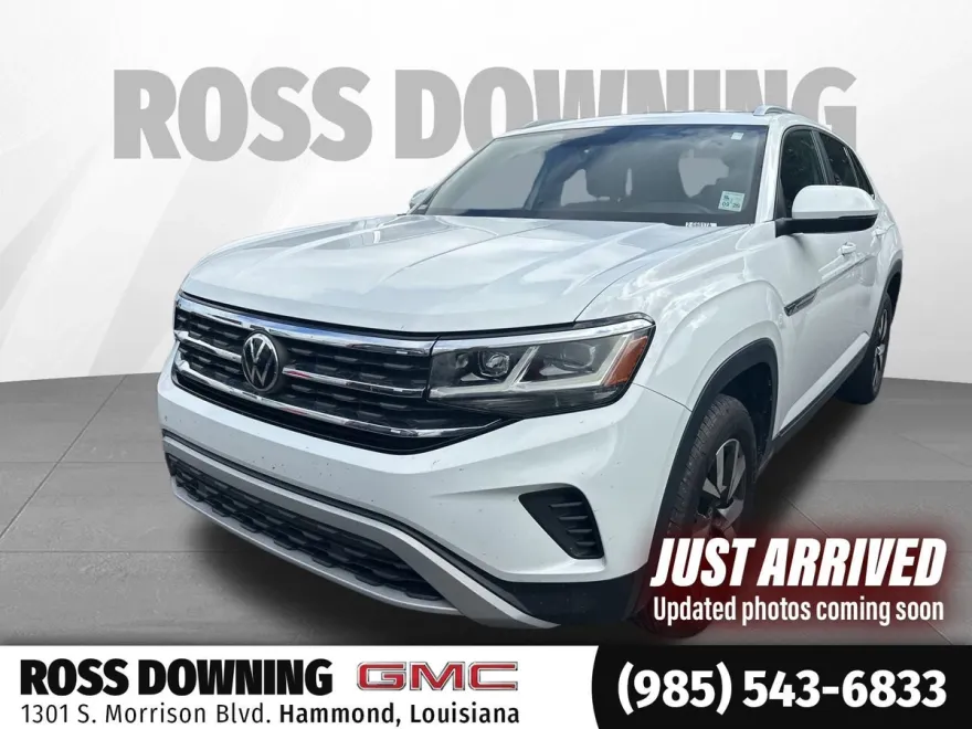 2020 Volkswagen Atlas Cross Sport SE photo 1