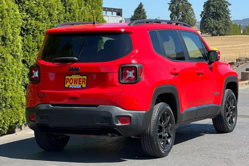 2020 Jeep Renegade Altitude photo 1