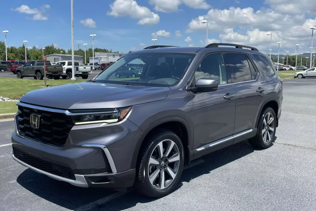 2023 Honda Pilot Elite photo 1