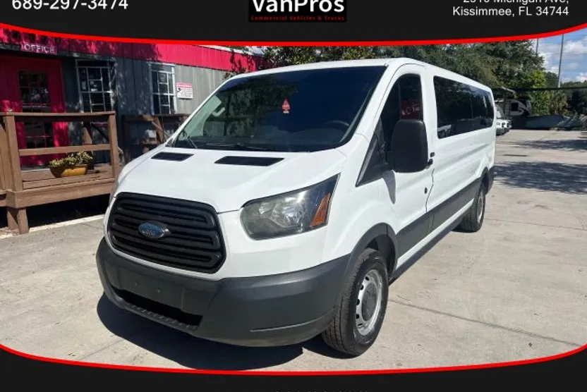 2018 Ford Transit XLT Van photo 1