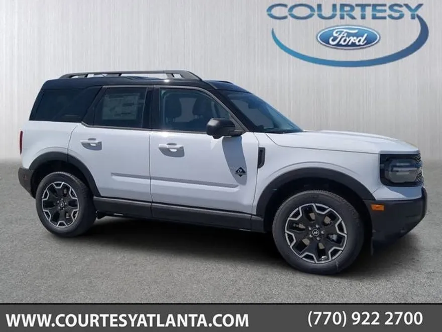 2025 Ford Bronco Sport Outer Banks photo 1