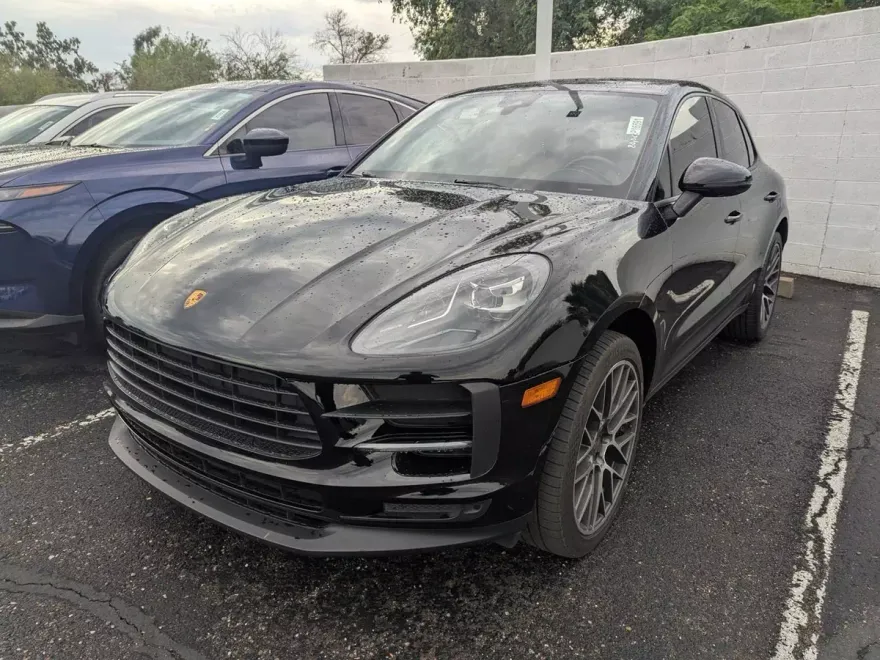 2020 Porsche Macan Base photo 1