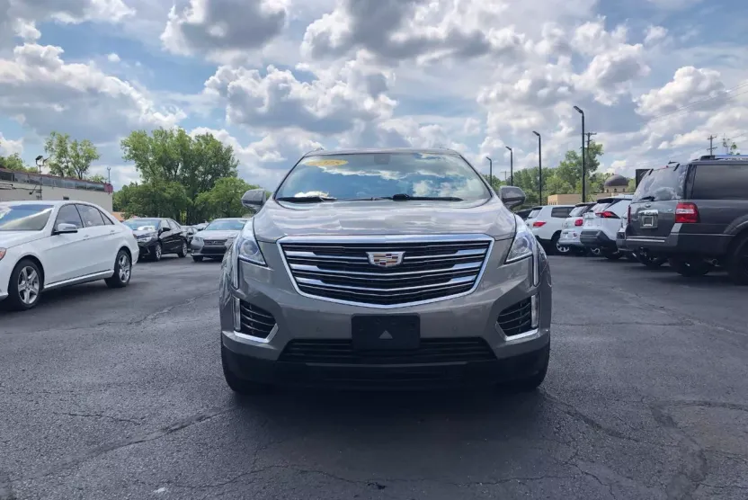 2018 Cadillac XT5 Luxury photo 1