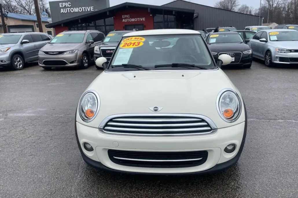 2013 Mini Cooper Hardtop photo 1