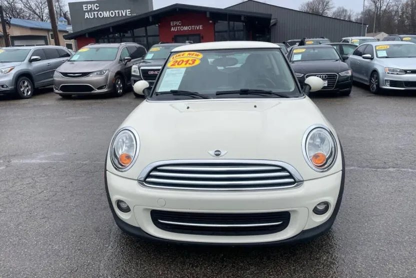 2013 Mini Cooper Hardtop photo 1