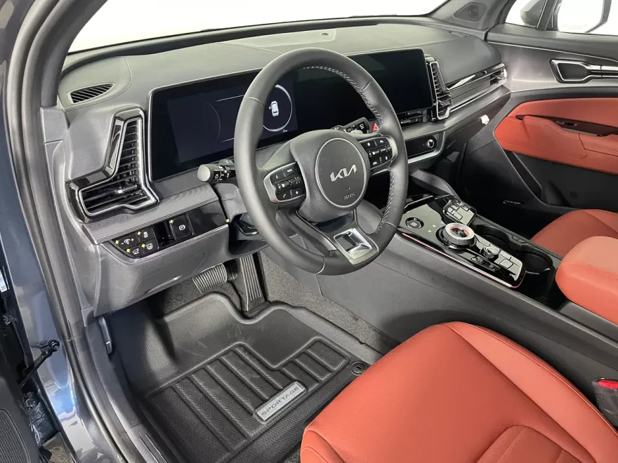 2025 Kia Sportage Hybrid photo 1