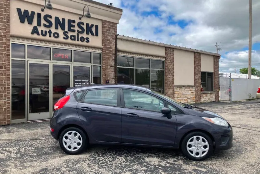 2012 Ford Fiesta SE photo 1