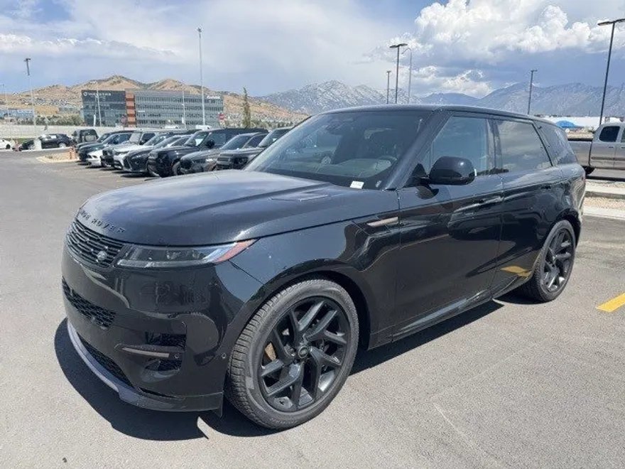 2024 Land Rover Range Rover Sport SE photo 1