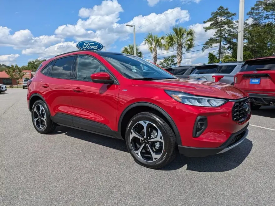 2025 Ford Escape Hybrid ST-Line Select photo 1