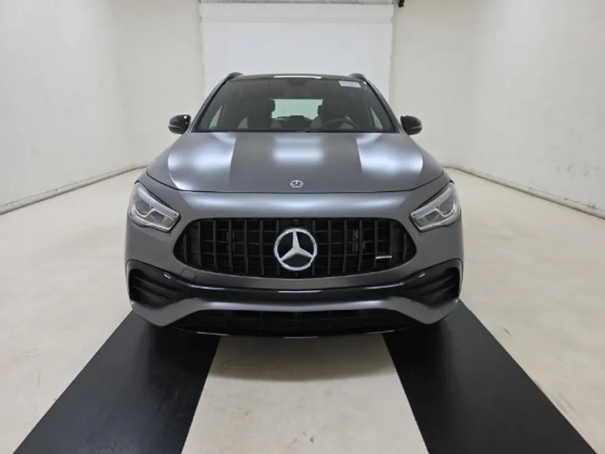 2022 Mercedes Benz GLA 35 AMG 4MATIC photo 1