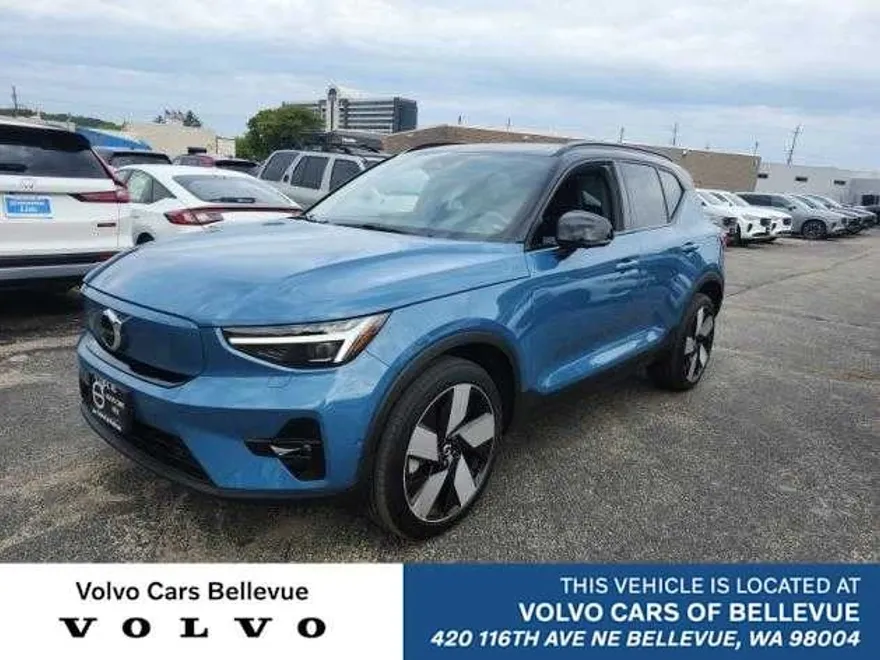 2023 Volvo XC40 Recharge Ultimate photo 1